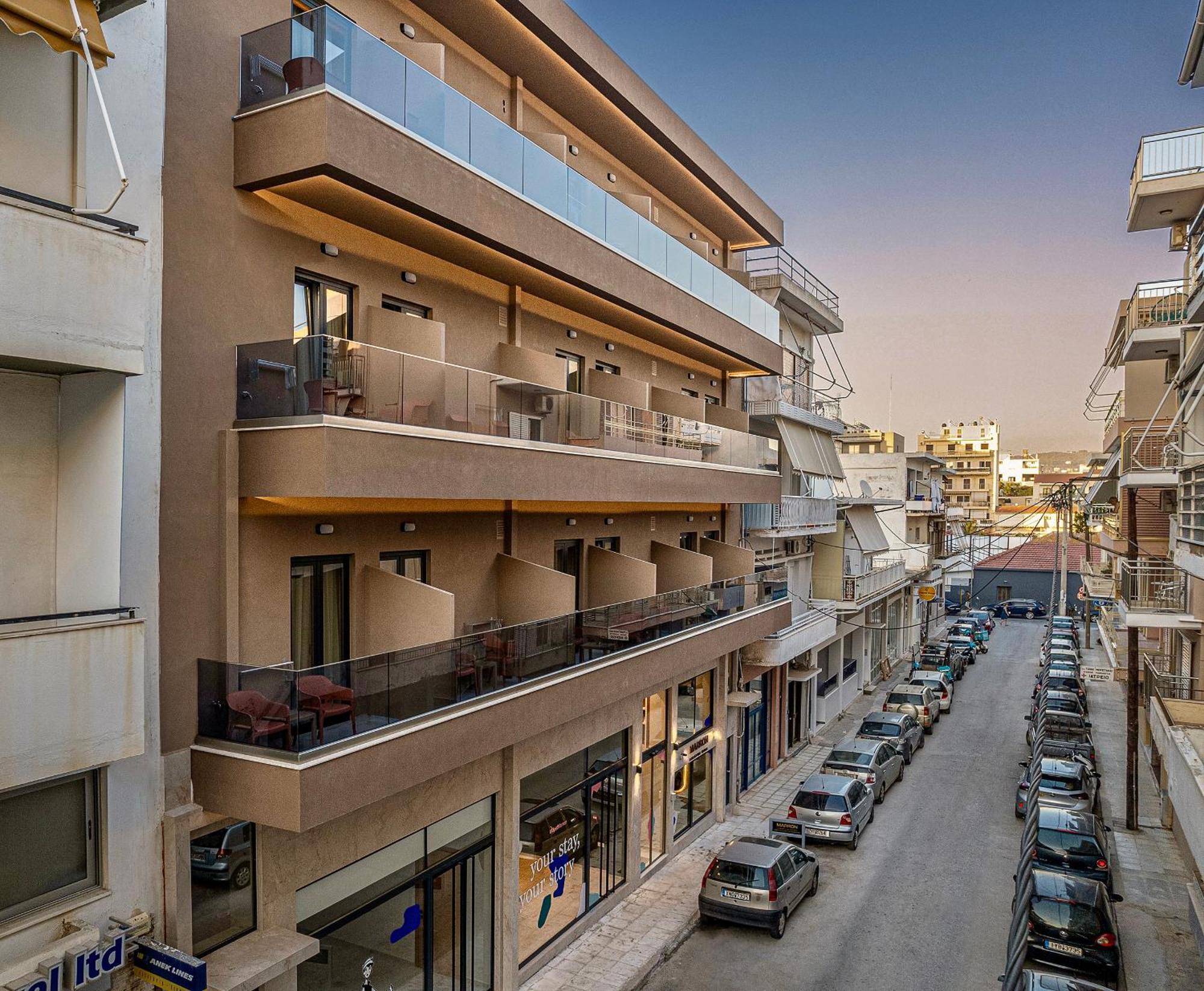 Miss Marrone City Hotel Ханья Экстерьер фото