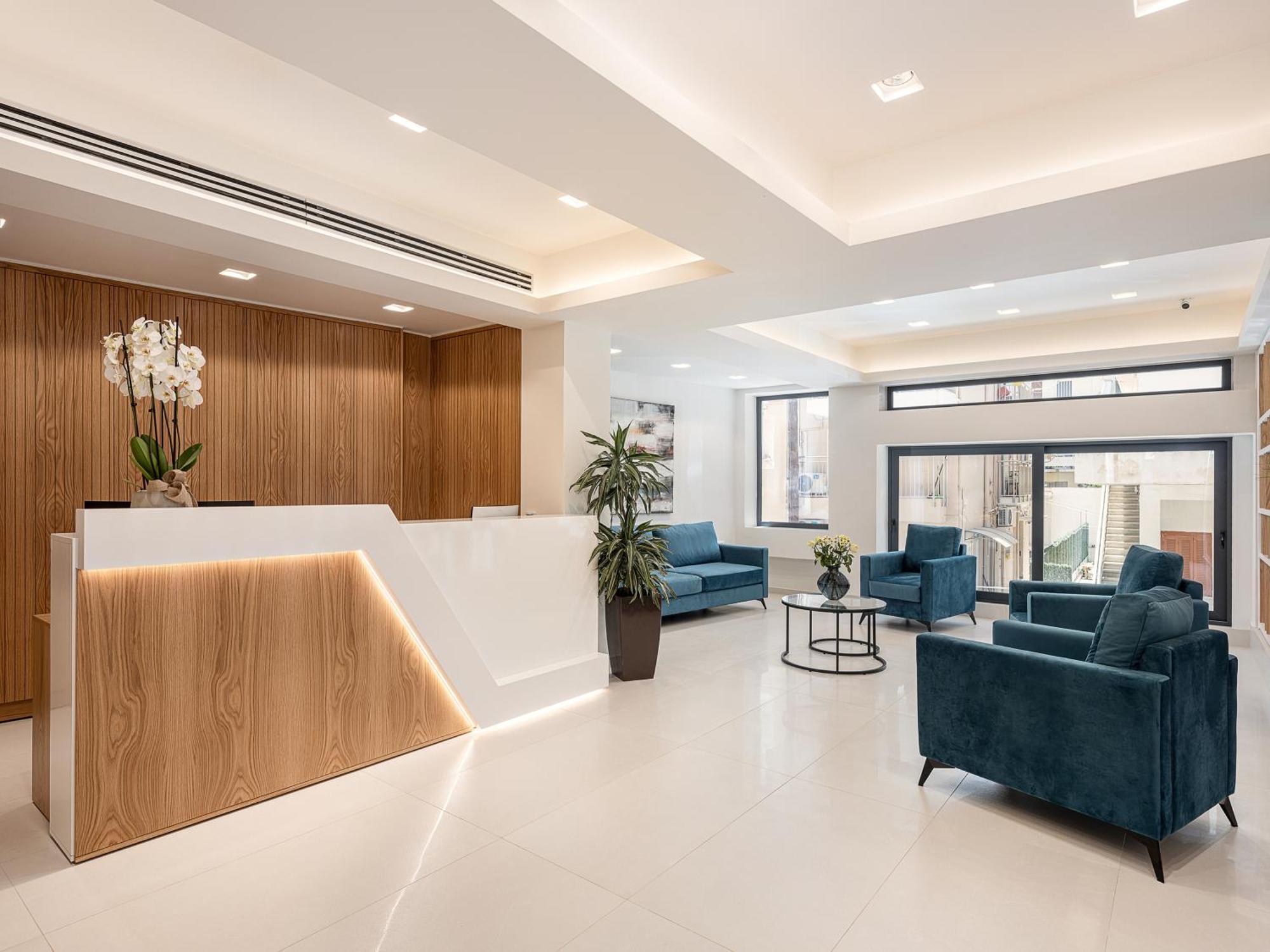 Miss Marrone City Hotel Ханья Экстерьер фото